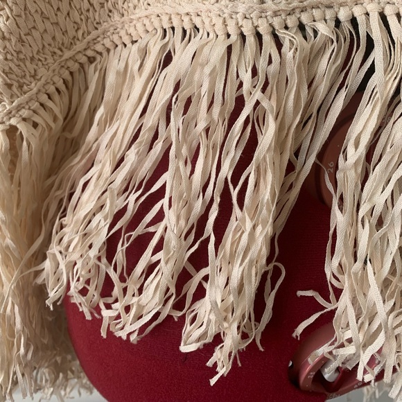 **HOST PICK** BCBG FRINGED CARDIGAN - Picture 6 of 11